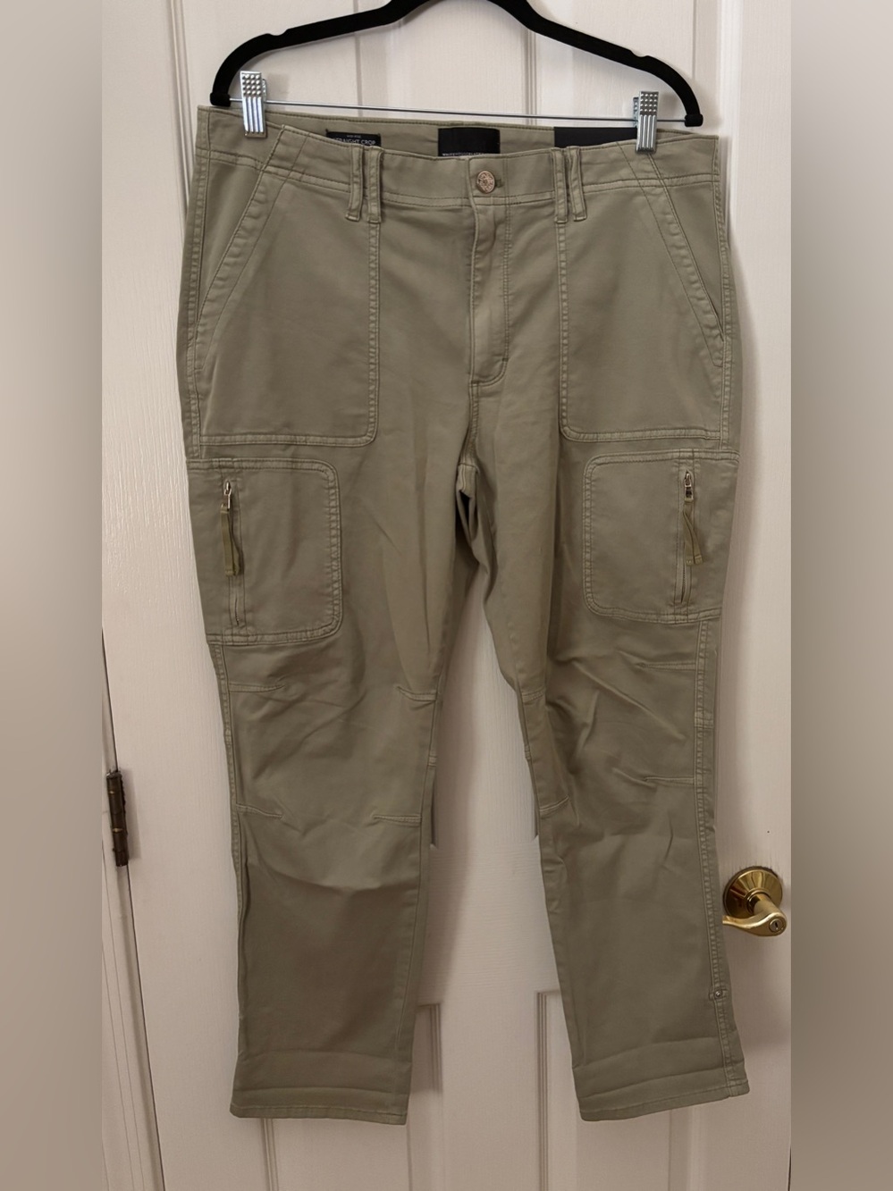 WHBM Straight Crop Mid Rise Elm Color ~ Women’s Size 14 NWT ~ with Pockets